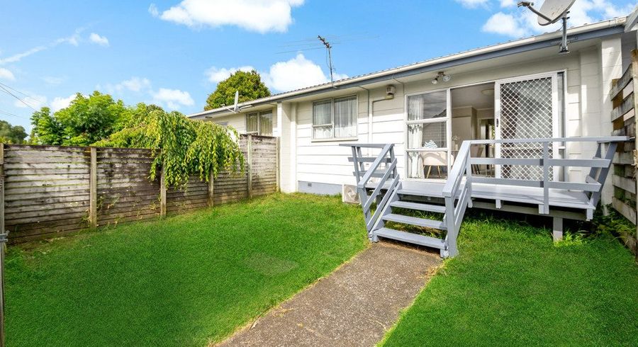  at 2/40 Rutland Road, Mount Wellington, Auckland