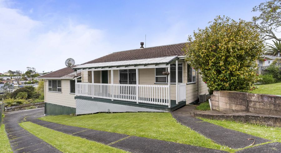  at 44 Chislehurst Street, Henderson, Auckland