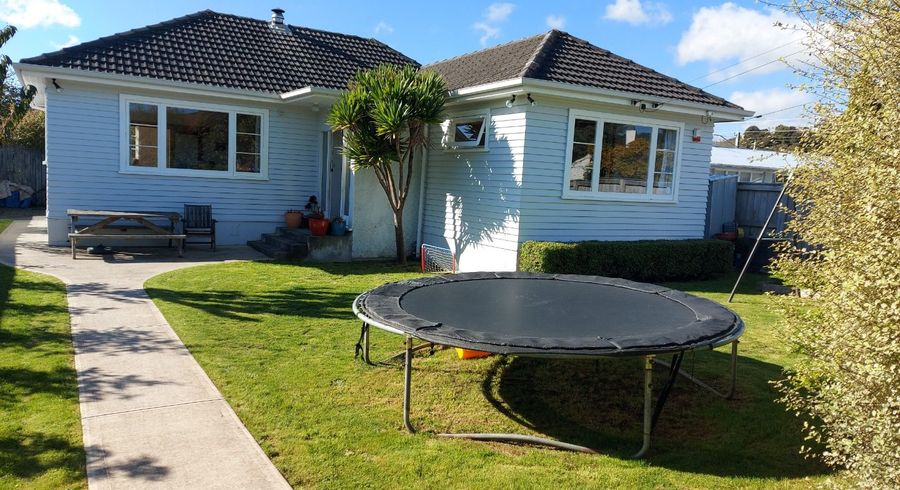  at 5 Hood Avenue, Heretaunga, Upper Hutt, Wellington