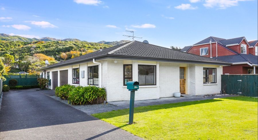  at 39A Findlay Street, Tawa, Wellington
