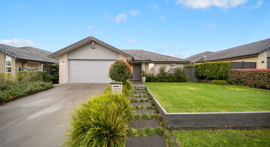  at 24 Castellina Drive, Karaka, Papakura