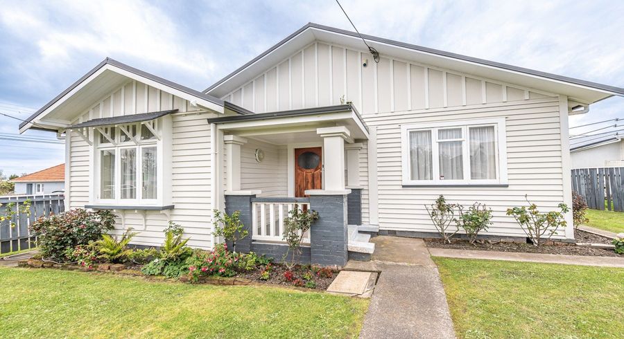  at 51 Maxwell Avenue, Durie Hill, Whanganui