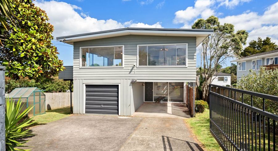  at 1/43 Coronation Road, Hillcrest, Auckland
