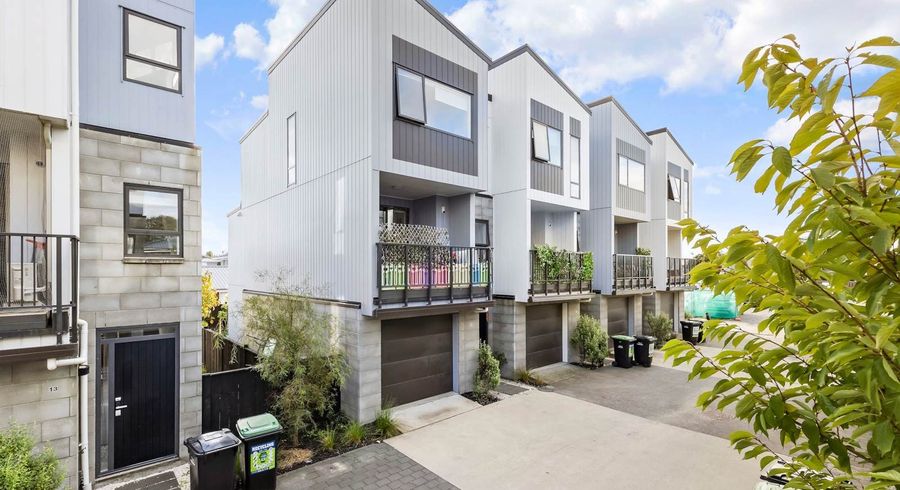  at 11 Houkura Way, Sandringham, Auckland City, Auckland