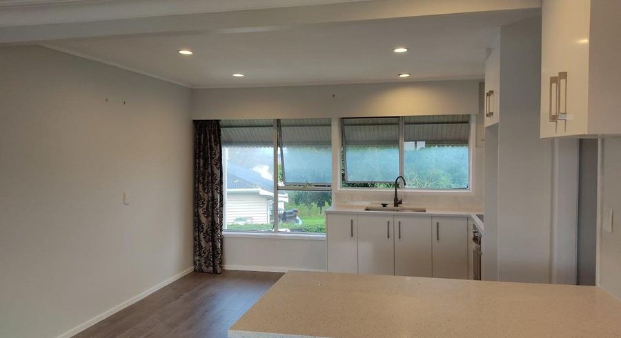  at 3/16 Warren Avenue, Three Kings, Auckland