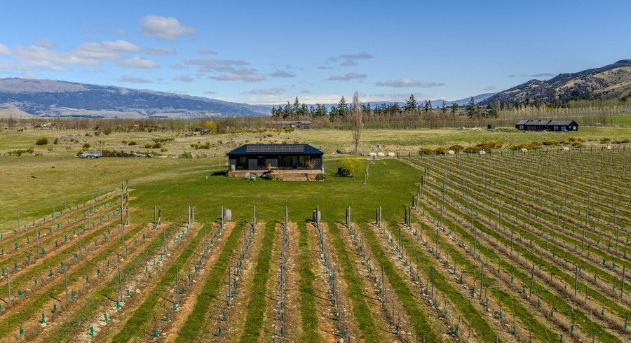  at 84 Gladsmuir Road, Luggate, Wanaka, Otago