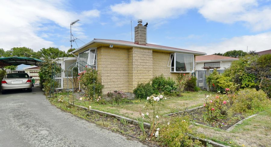  at 40 Frensham Crescent, Woolston, Christchurch