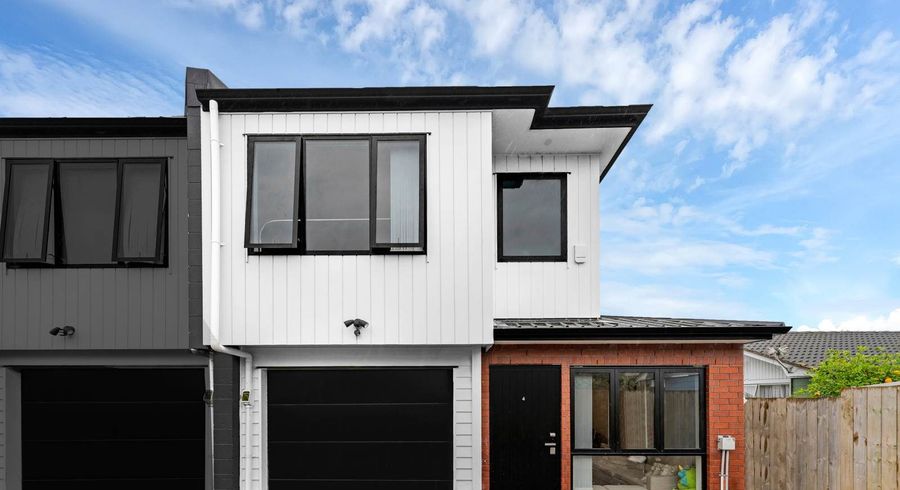  at 10D Benton Place, Manurewa, Manukau City, Auckland