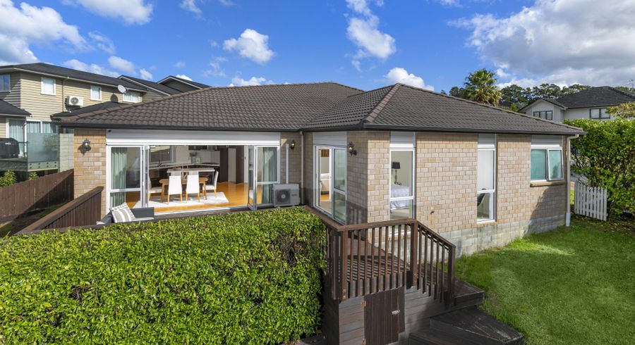  at 6 Mural Place, Greenhithe, Auckland