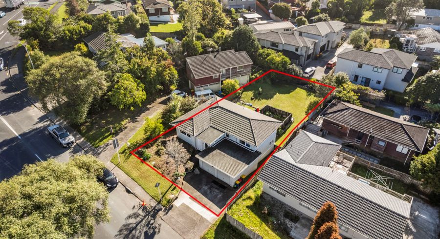  at 73 Chartwell Avenue, Glenfield, North Shore City, Auckland