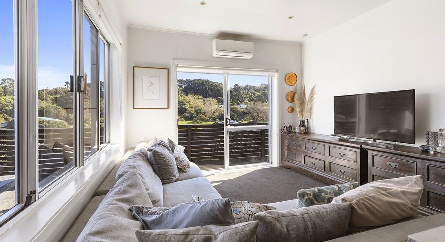  at 9 Baden Road, Hataitai, Wellington