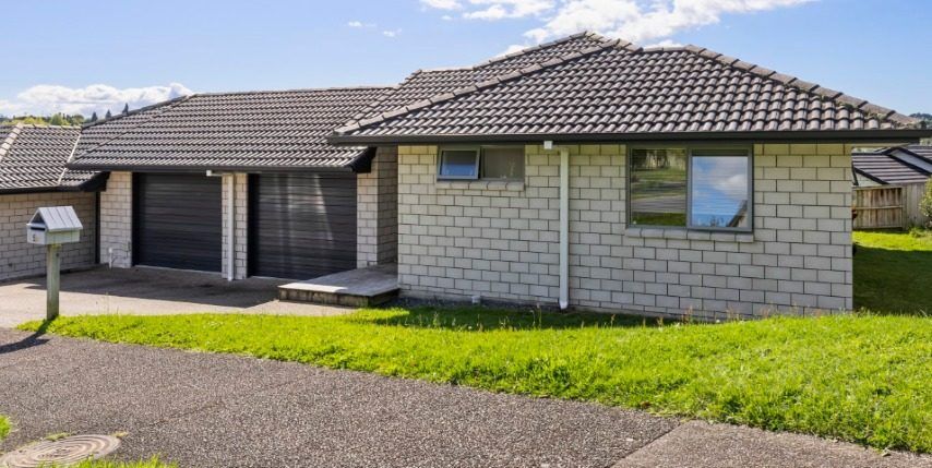  at 5 Caldera Close, Pyes Pa, Tauranga
