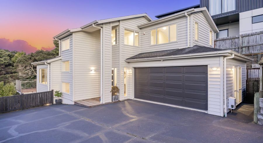  at 487A East Coast Road, Murrays Bay, North Shore City, Auckland