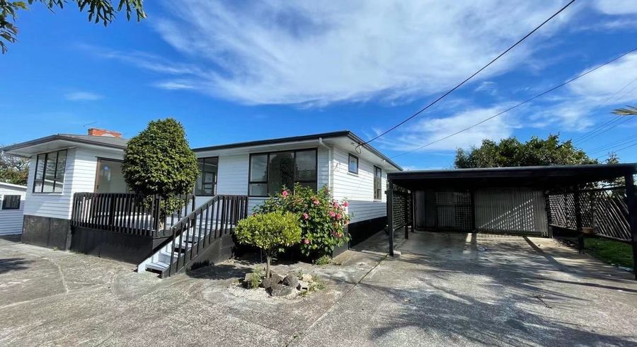  at 128 Cobham Cres, Kelston, Waitakere City, Auckland