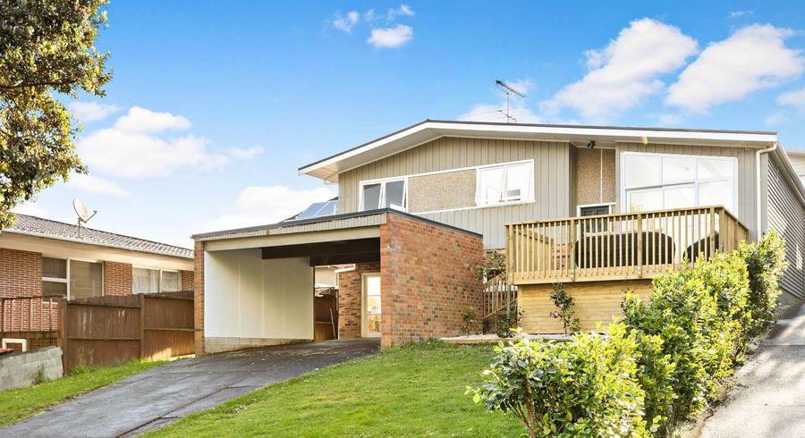  at 8 Hubert Henderson Place, Remuera, Auckland