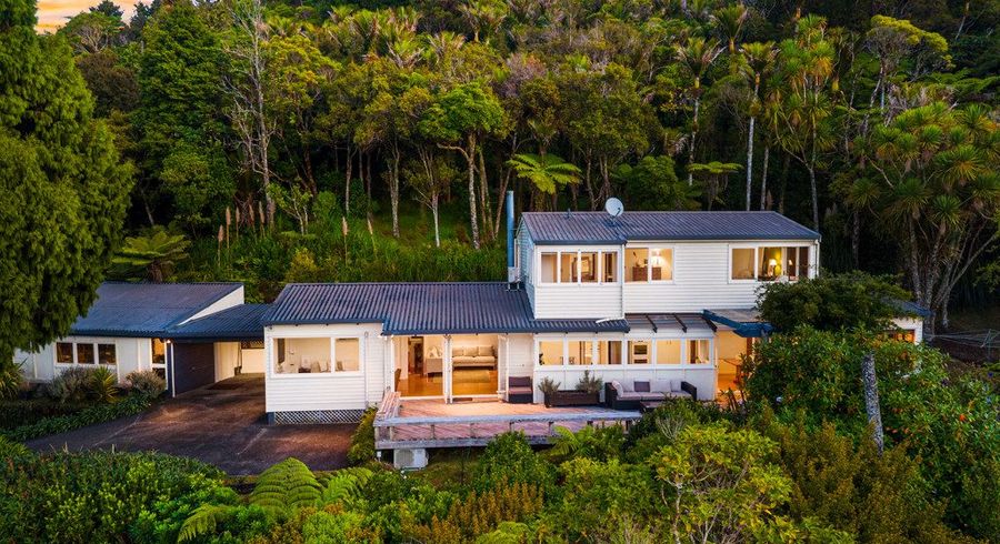  at 858 West Coast Road, Waiatarua, Waitakere City, Auckland