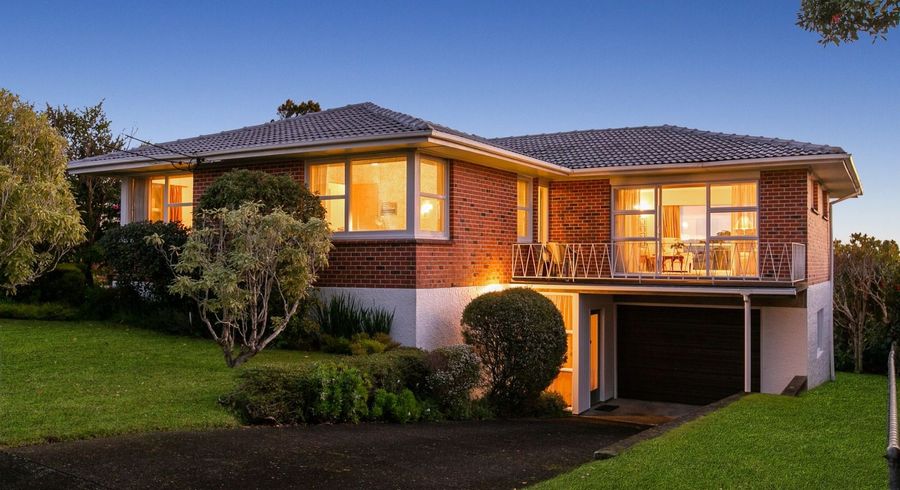  at 64 McFadzean Drive, Blockhouse Bay, Auckland City, Auckland