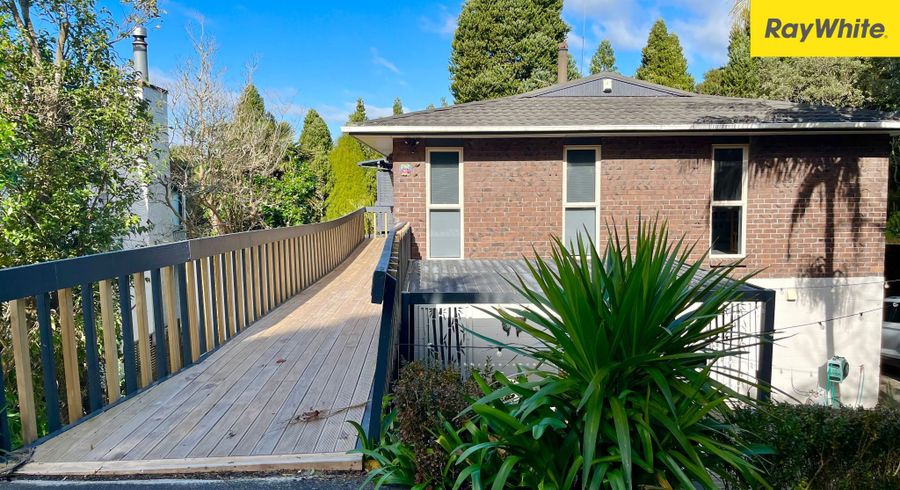 at 83a Colwill Road, Massey, Waitakere City, Auckland