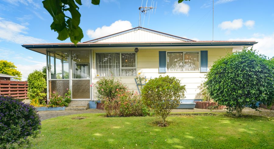  at 3 Meadowbrook Drive, Cloverlea, Palmerston North