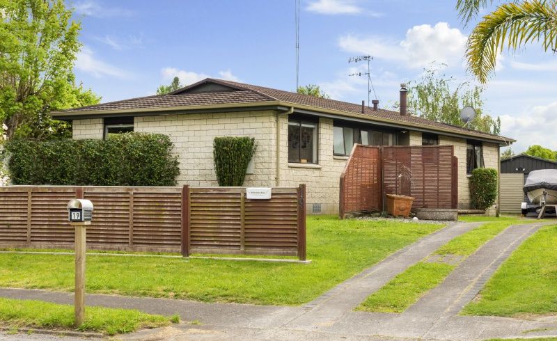  at 19 Sunset Drive, Te Puke