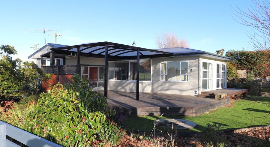  at 19 Lake Road, Longbush, Invercargill
