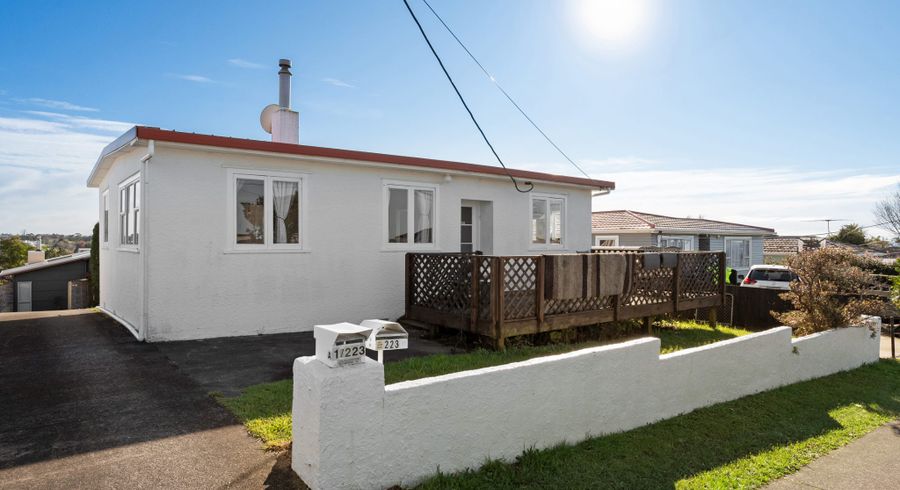  at 223 Sturges Road, Henderson, Waitakere City, Auckland