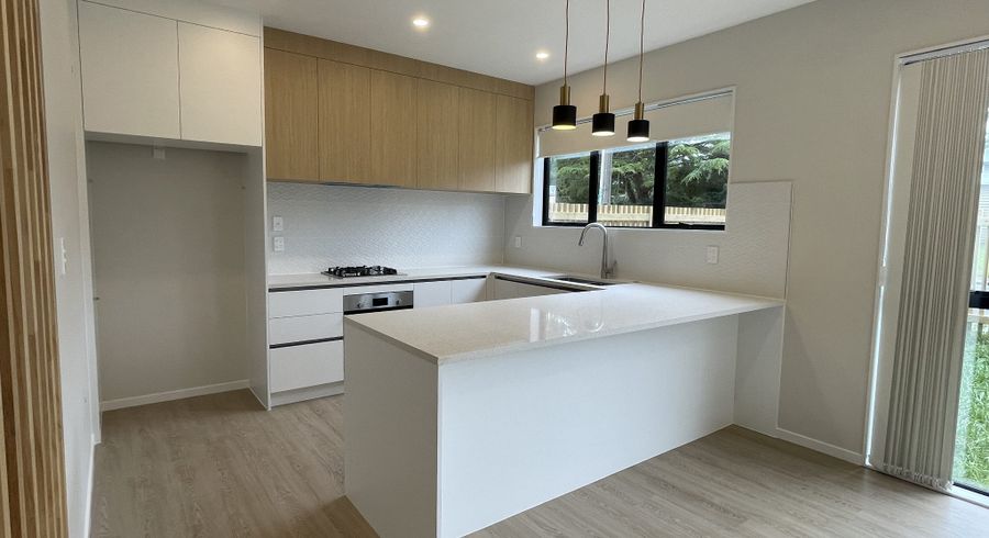  at 30A Lowtherhurst Road, Massey, Waitakere City, Auckland