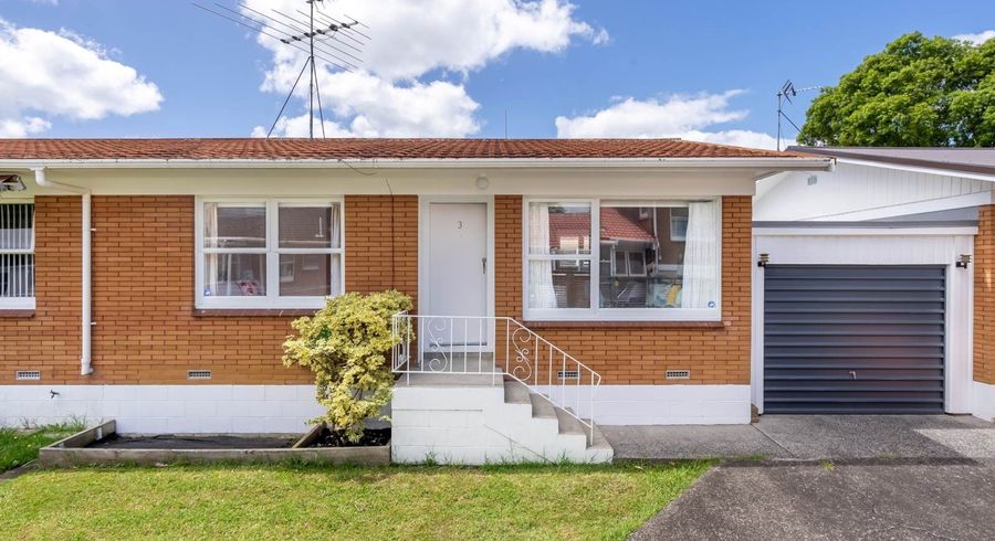  at 3/26 Bute Road, Browns Bay, North Shore City, Auckland
