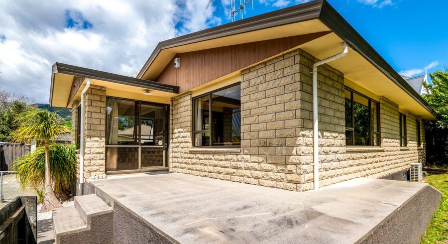  at 6 Hunter Avenue, Richmond