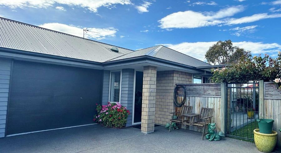  at 4/78 Marshland Road, Shirley, Christchurch
