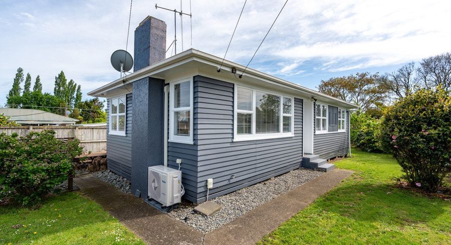  at 39 Garden Heights Avenue, Glenview, Hamilton, Waikato