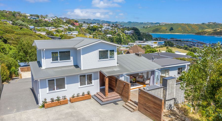  at 6 Kiriwai Road, Paremata, Porirua