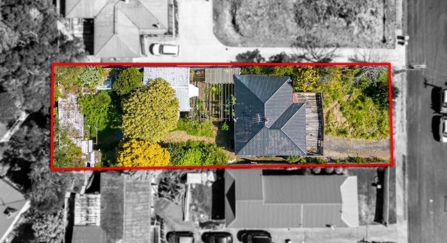  at 7 Beverly Place, New Lynn, Auckland