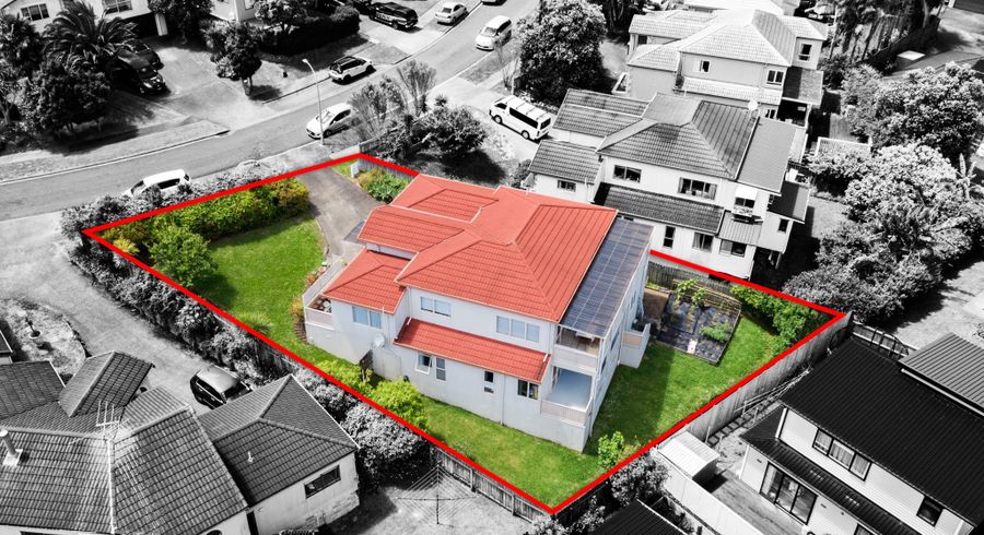  at 16 Maidstone Place, Oteha, North Shore City, Auckland