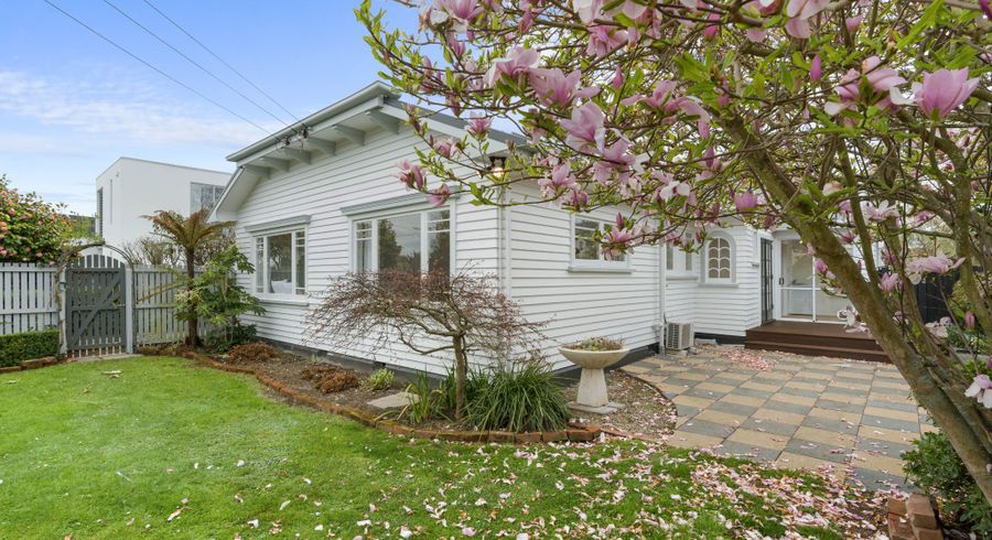  at 15 Roa Road, Fendalton, Christchurch
