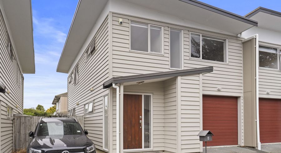  at 4/45a Swanson Road, Henderson, Waitakere City, Auckland