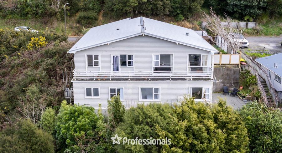  at 15 Holborn Drive, Stokes Valley, Lower Hutt, Wellington