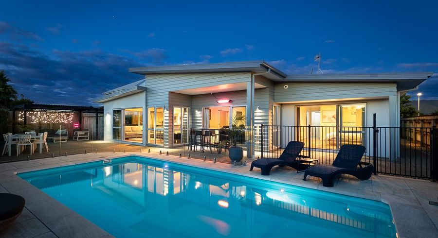  at 62 Kotuku Drive, Paraparaumu Beach, Kapiti Coast, Wellington