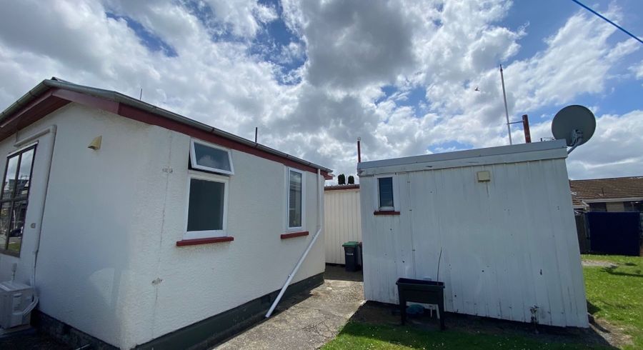 at 2/32 Division St, Riccarton, Christchurch City, Canterbury