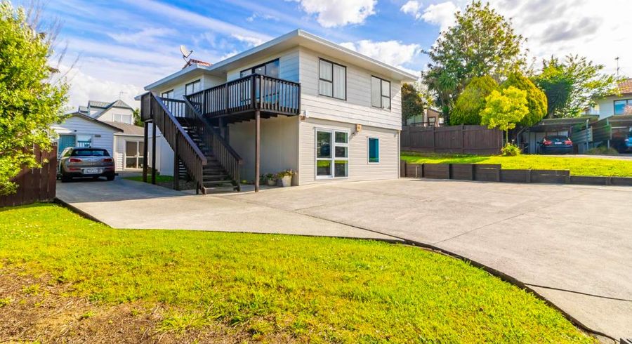  at 44A Gosford Drive, Botany Downs, Manukau City, Auckland