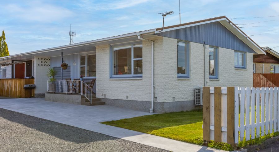  at 1/182 Bowhill Road, New Brighton, Christchurch