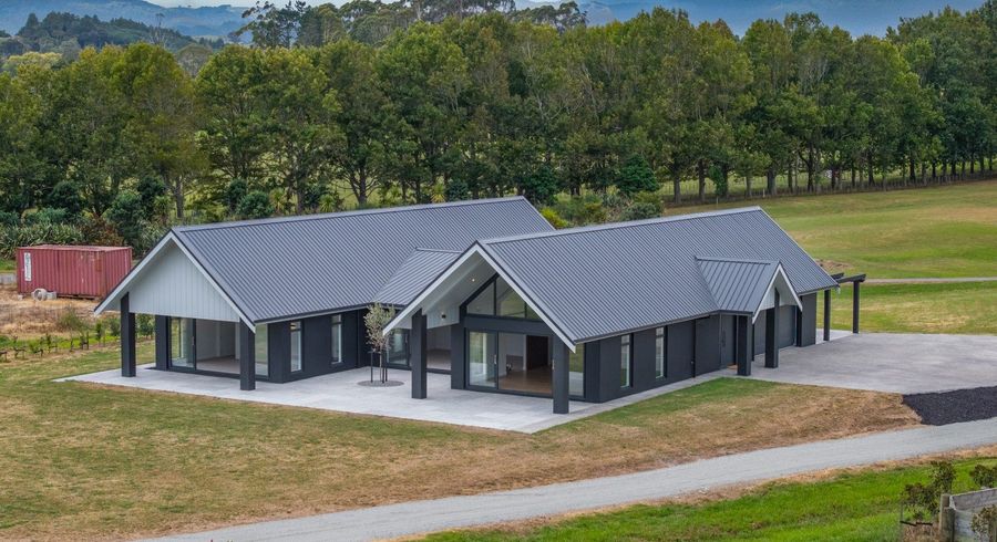  at 22 Riverside Way, Clevedon, Manukau City, Auckland