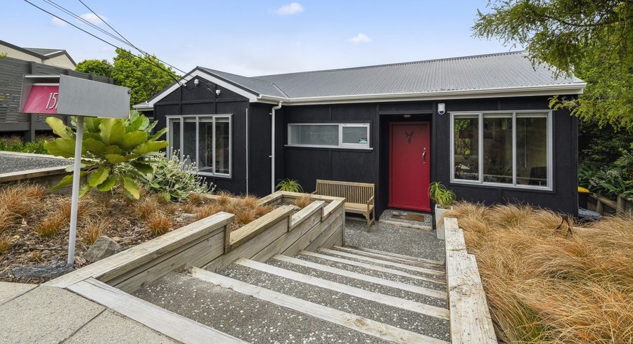  at 151 Nevay Road, Karaka Bays, Wellington
