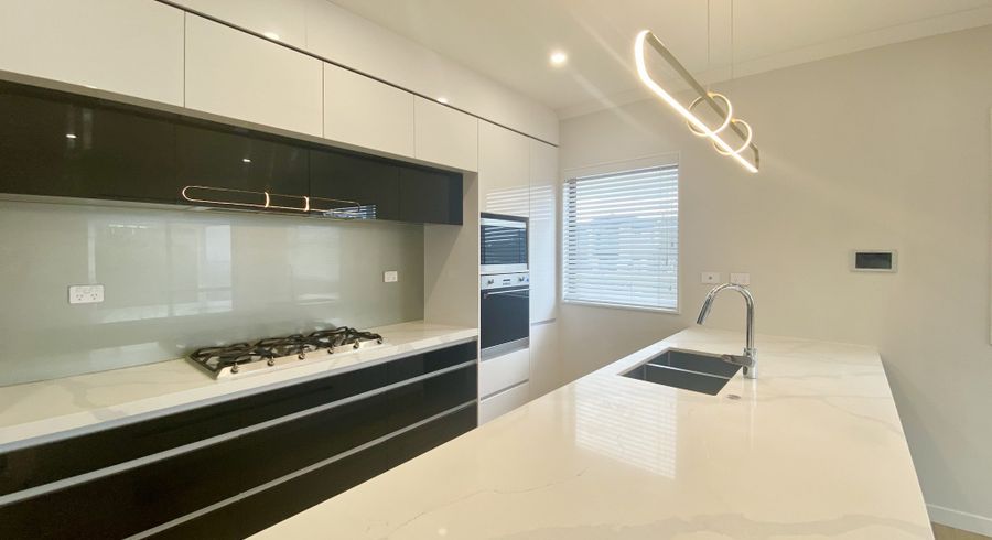  at 31 Laquinta Place, Flat Bush, Manukau City, Auckland