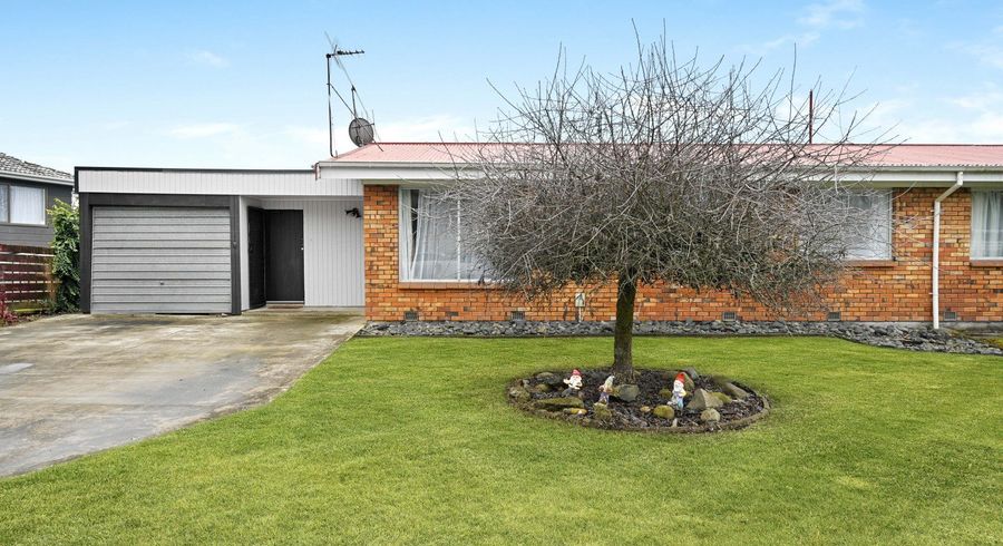  at 10 Hibiscus Avenue, Hamilton Lake, Hamilton, Waikato