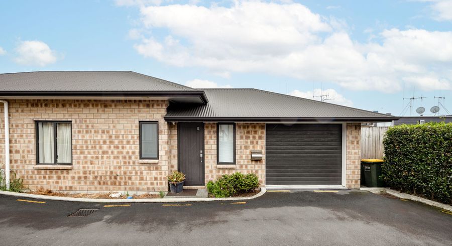  at 4/99 Lake Road, Frankton, Hamilton, Waikato