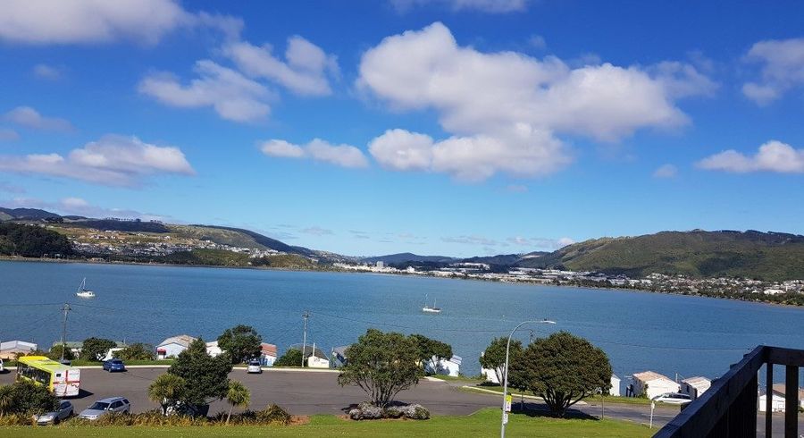  at 9 Gloaming Hill, Titahi Bay, Porirua, Wellington