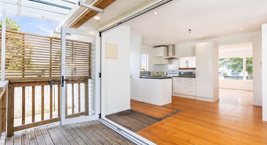  at 18 Garelja Road, Henderson, Waitakere City, Auckland