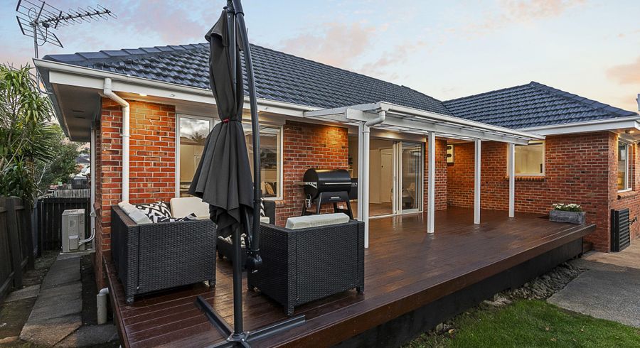  at 1/132 Wellington Street, Howick, Auckland