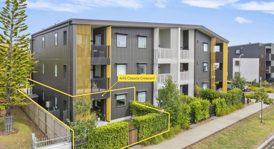  at 4/45 Cessna Crescent, Mangere, Manukau City, Auckland